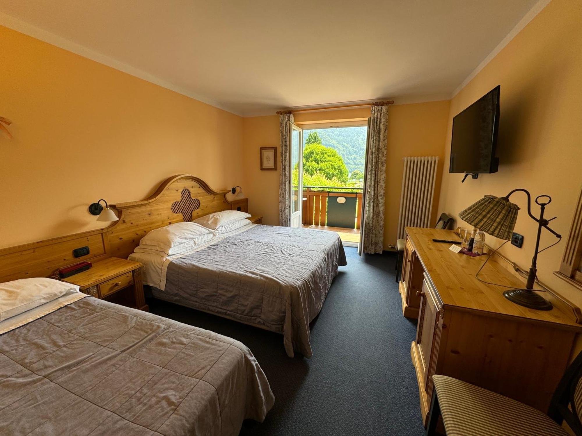 Garden Hotel Bellariva Molveno Rum bild